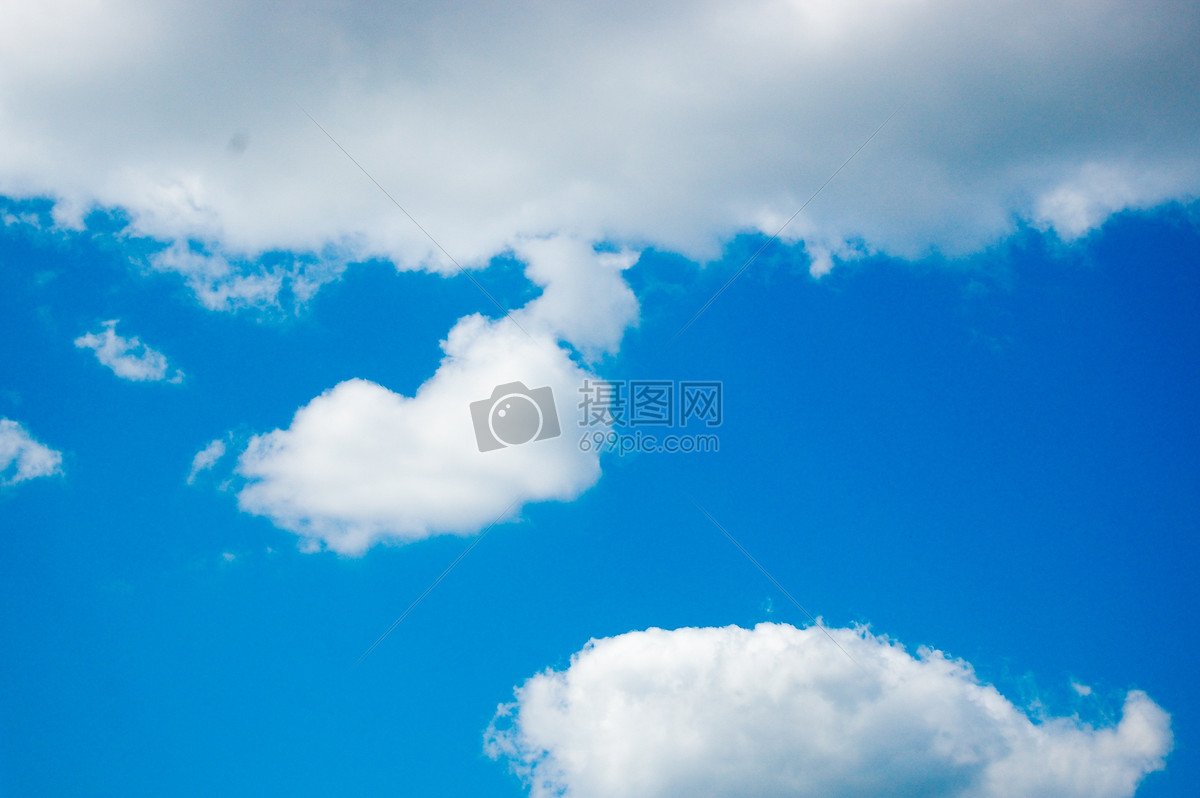 天空中的白云