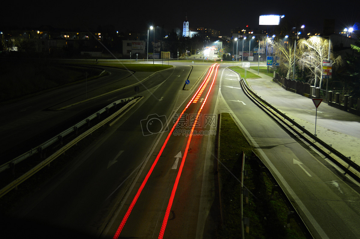 漂亮的公路夜景