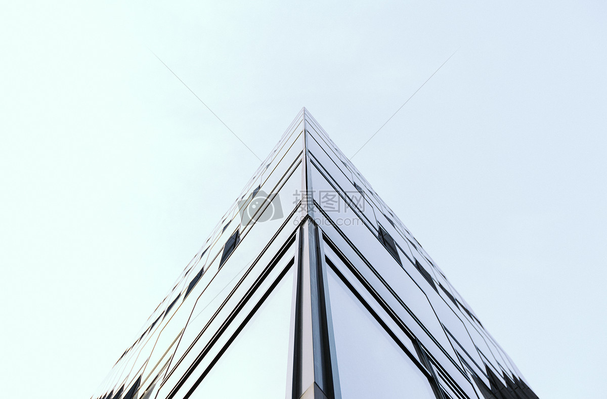 高层建筑低角度摄影