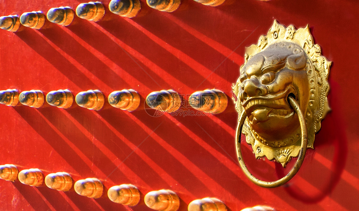北京故宫宫门狮子头