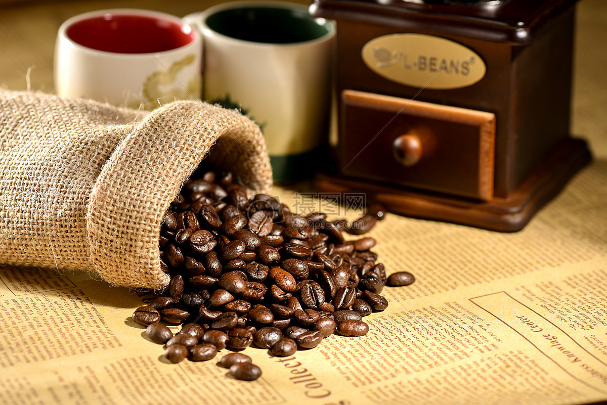 花式咖啡的探讨 如何调制出完美比例的花式咖啡？怎样做花式咖啡 中国咖啡网