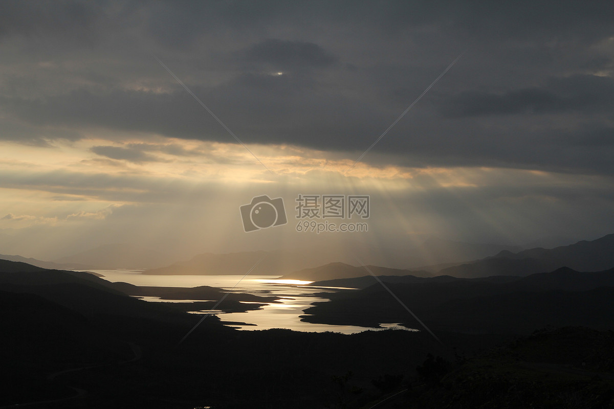 清晨的一缕阳光摄影图片免费下载_自然/风景图库大全