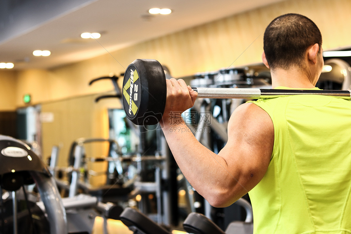 健身房运动