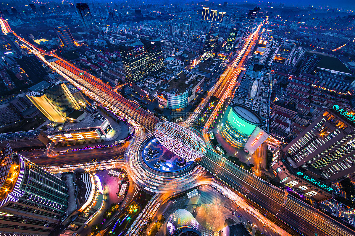 俯瞰上海五角场的夜景图片