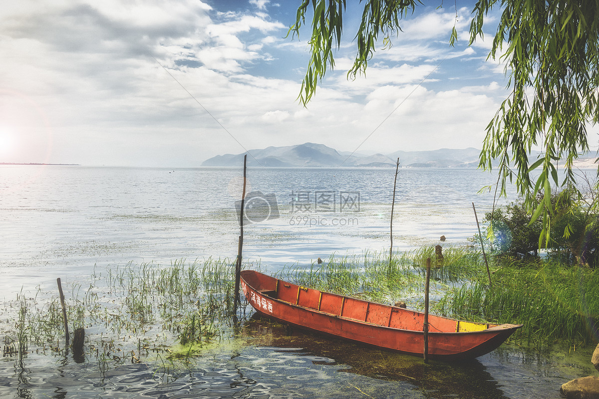 照片 自然风景 唯美的洱海小船.