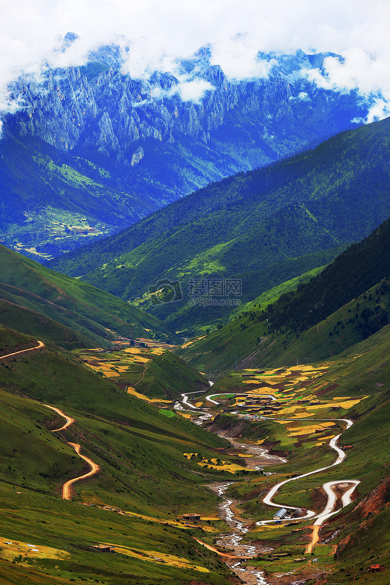 远眺高山