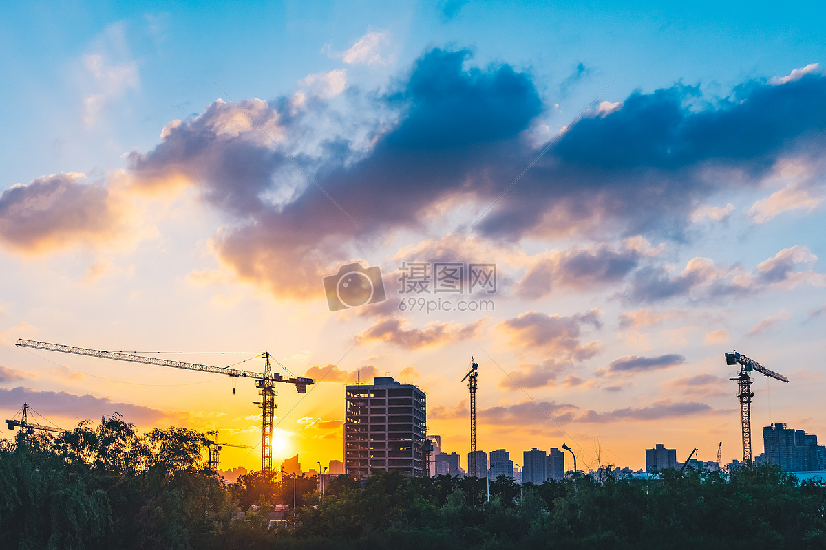 城市黄昏日落