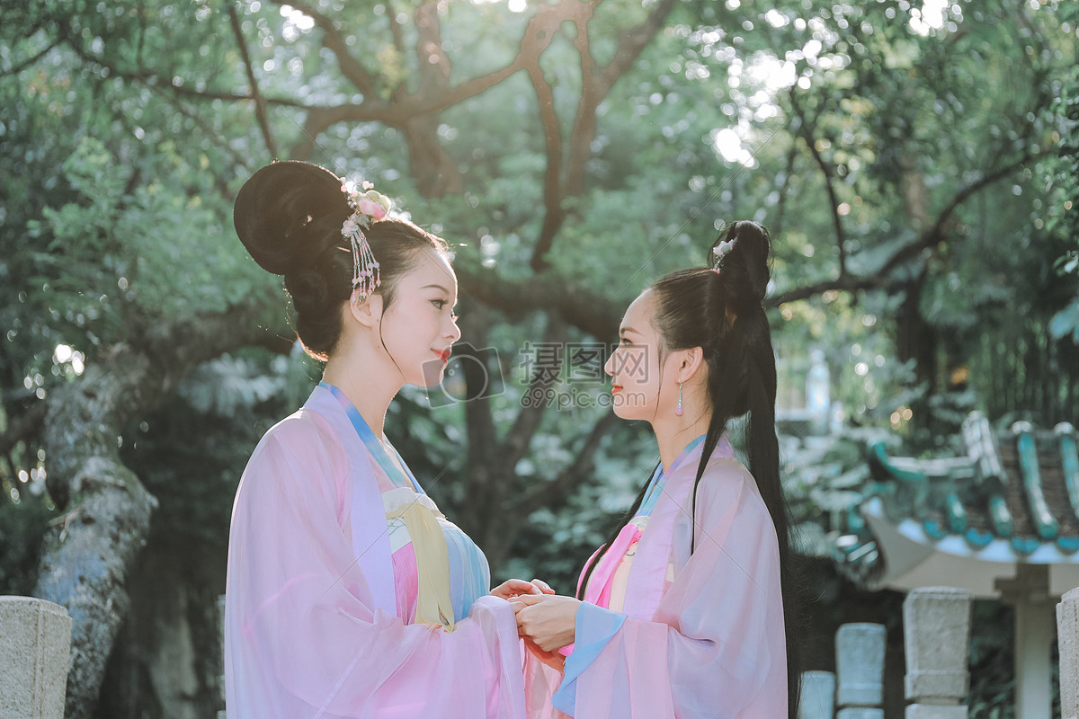 jpg  分享: qq好友 微信朋友圈 qq空间 新浪微博  花瓣 举报