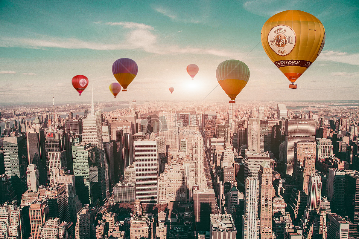 热气球飞跃城市