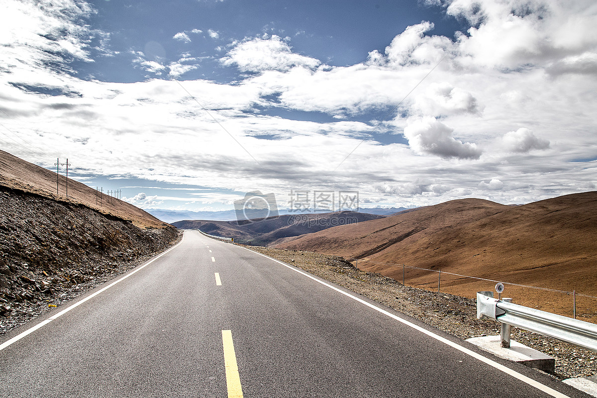 川藏公路和滇藏公路的必经之路，藏东明珠