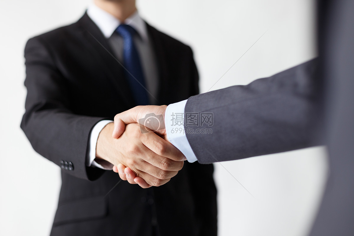商务社交礼仪：如何握手才能给对方留下良好的印象呢？ - 知乎