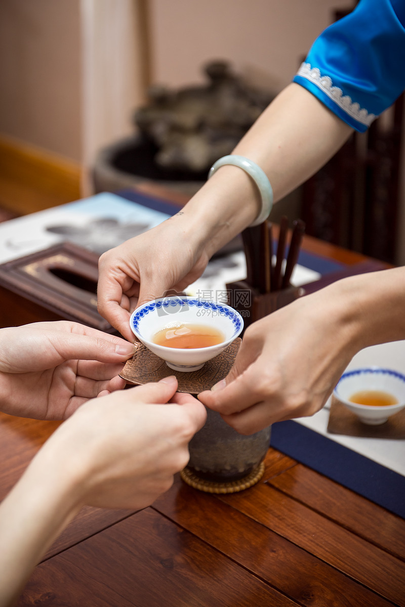 沏茶