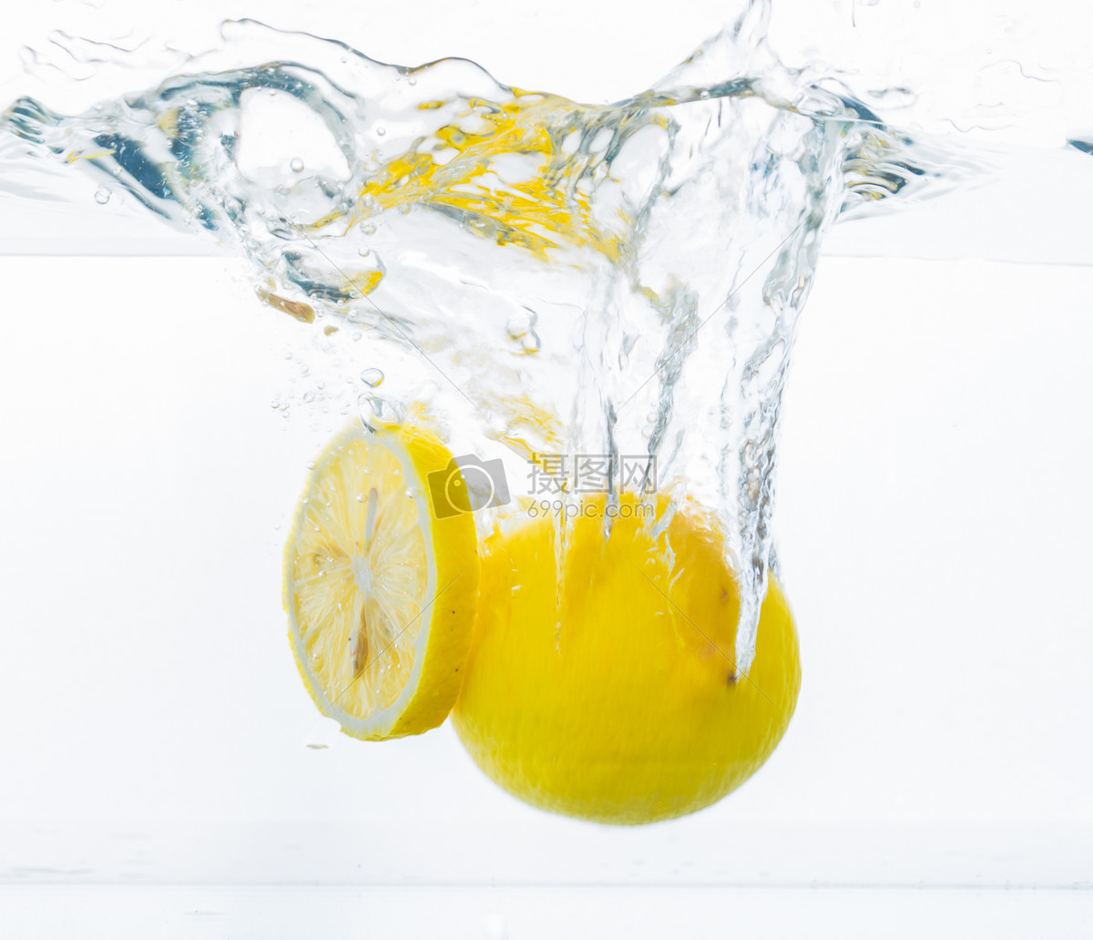 柠檬气泡水的做法_【图解】柠檬气泡水怎么做如何做好吃_柠檬气泡水家常做法大全_flumpoolfan_豆果美食
