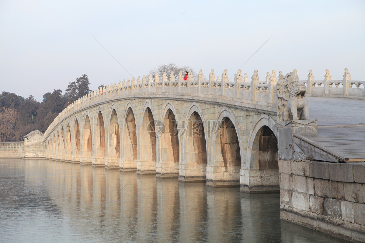 必应美图壁纸：北京颐和园昆明湖上的十七孔桥，中国 20200113 - 必应壁纸 - 中文搜索引擎指南网
