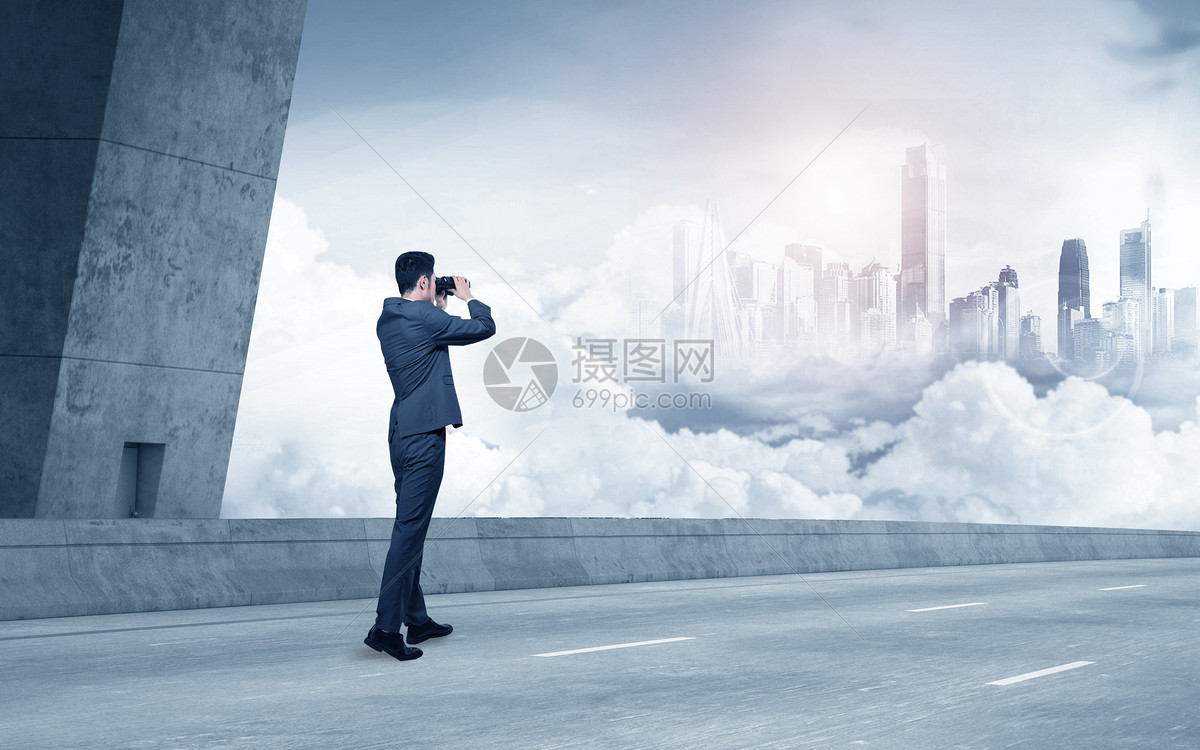 站在桥上观看云层商务男士背景图