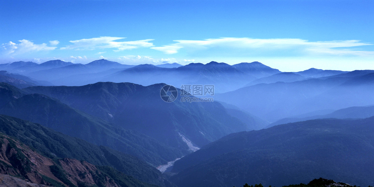 全景云雾大山意境图图片素材_免费下载_jpg图片格式