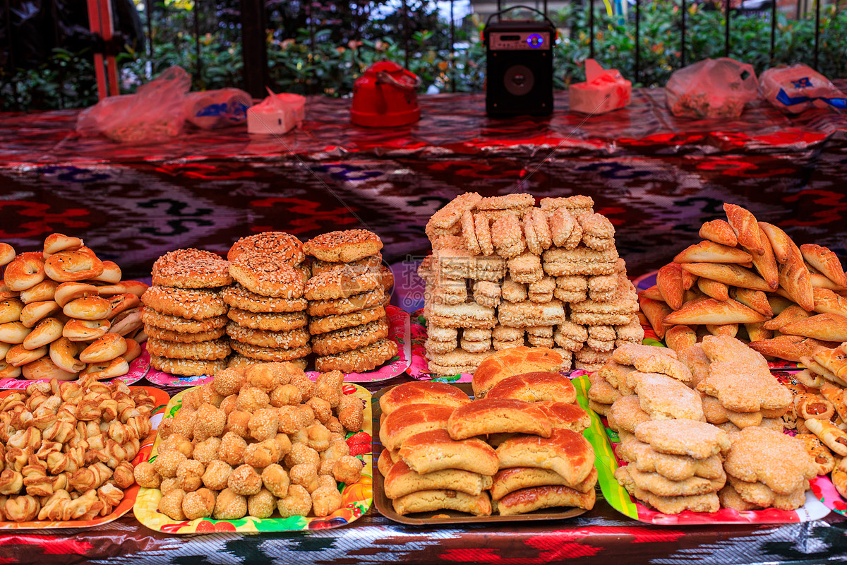 新疆一个原始村落的美食，这才是真正的新疆味道，吃一口才明白_凤凰网