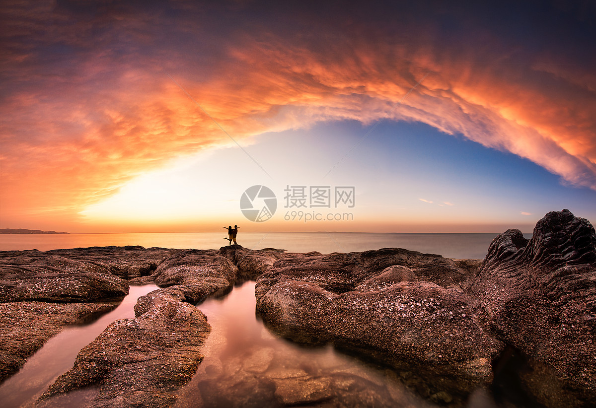 照片 自然风景 海上情侣风景.jpg