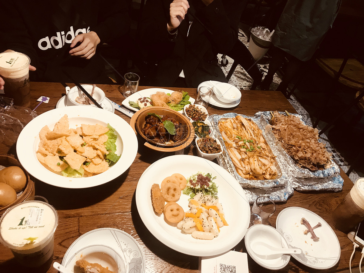 聚餐