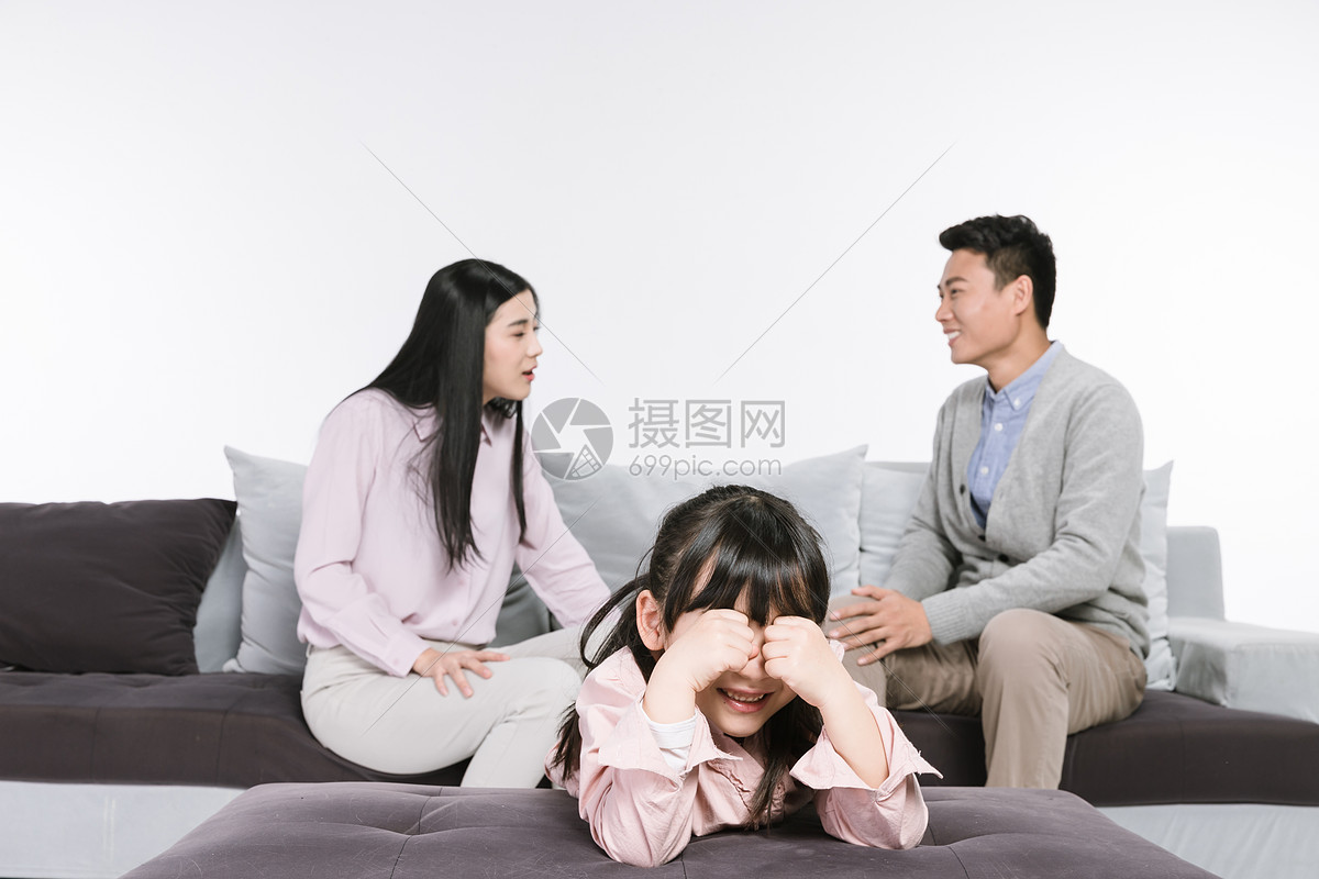 夫妻吵架孩子难过