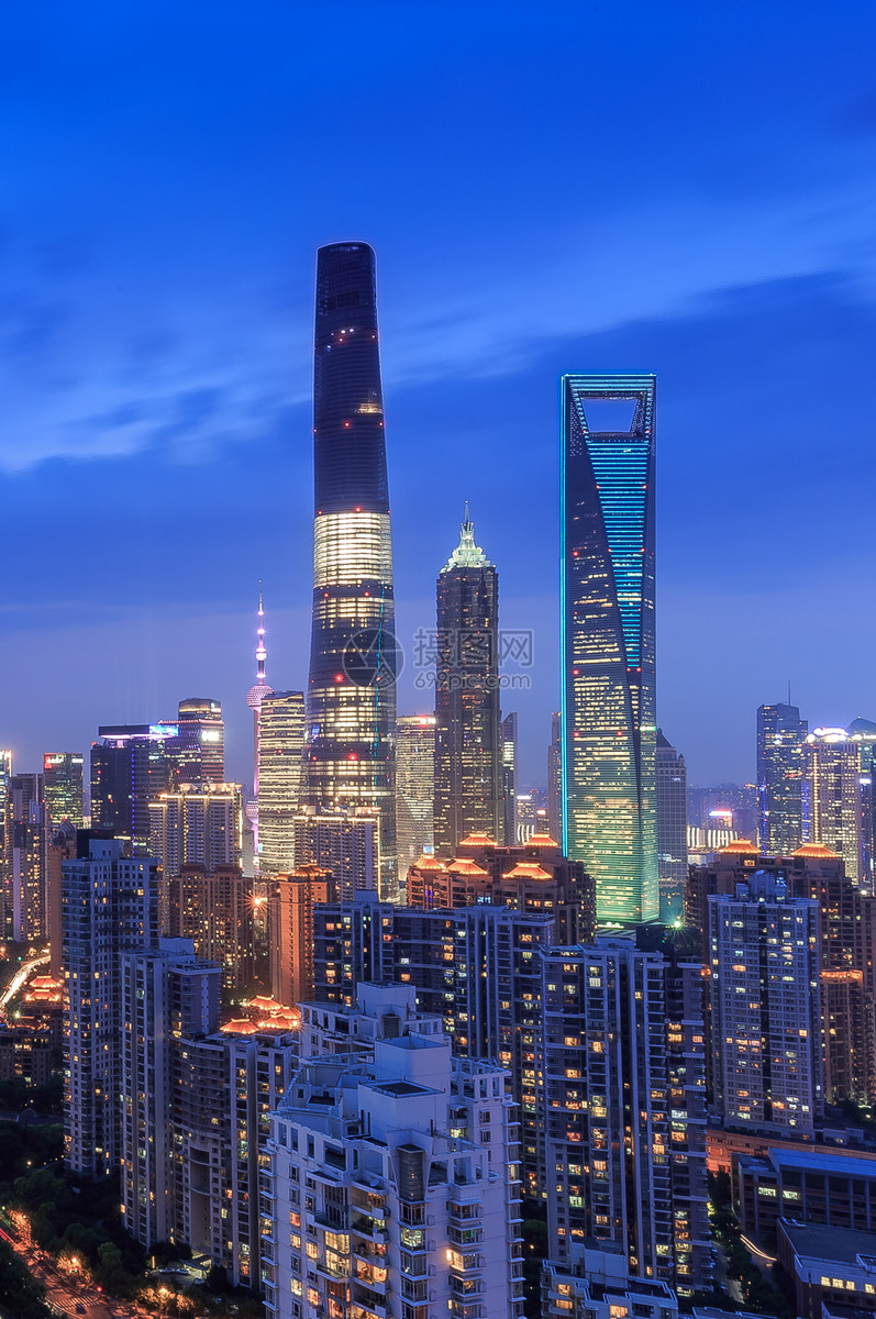 上海著名的地标建筑夜景