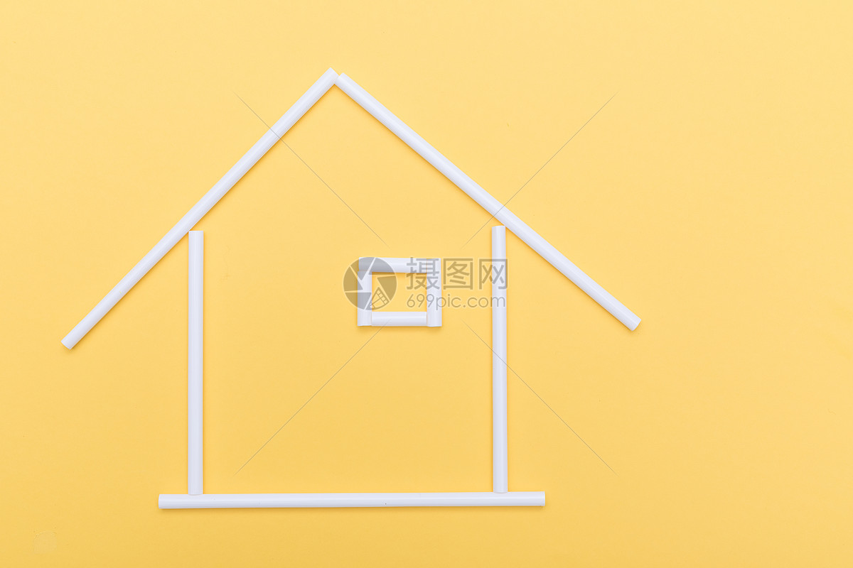 黄色背景上的简易房子图片素材_免费下载_