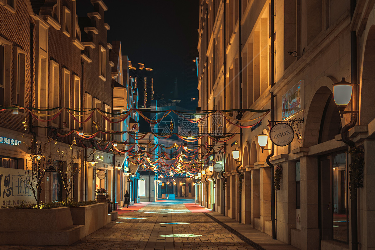 欧洲风格街道夜景