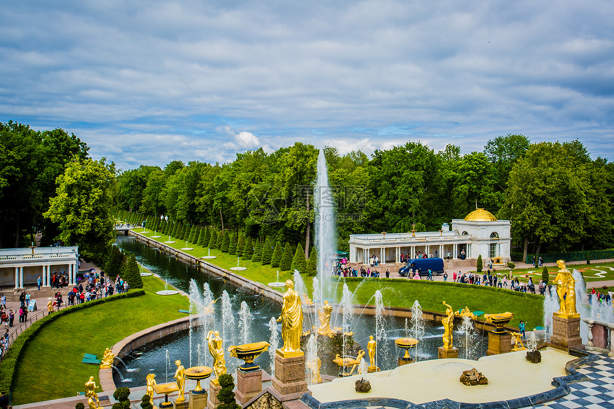 【携程攻略】圣彼得堡夏宫景点,夏宫,位于圣彼得堡西南约30公里处,分为上花园和下花园,大宫殿在上花…