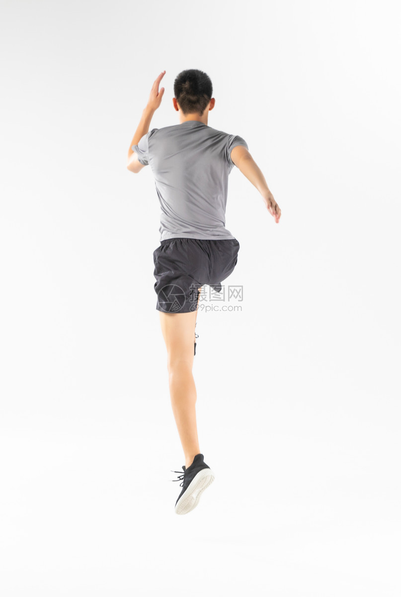 照片 人物情感 运动男性跳跃背影.