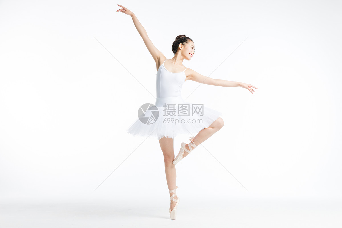照片 人物情感 舞蹈美女跳芭蕾舞.jpg