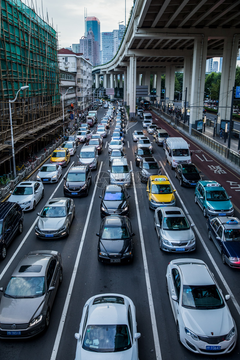 道路交通繁忙