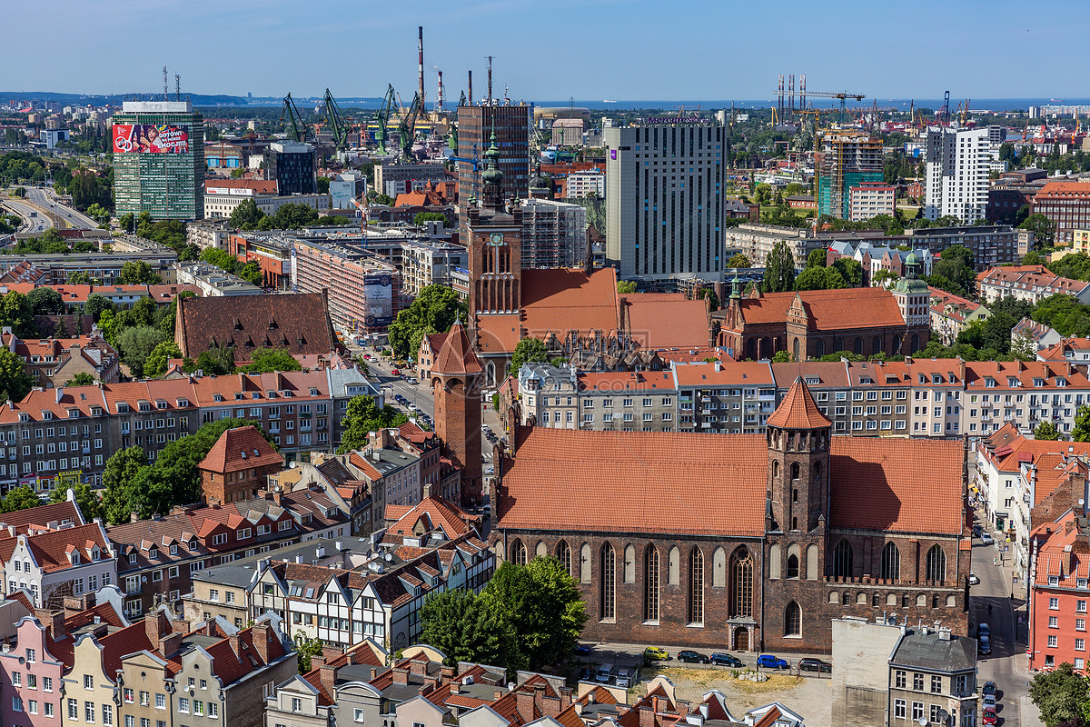 俯瞰波兰著名旅游城市格但斯克城市建筑