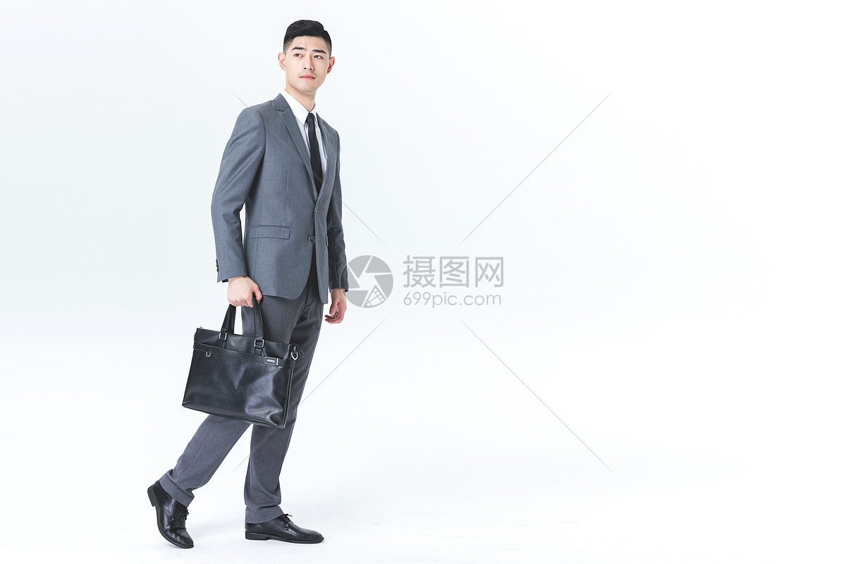 商务男性行走动作白底