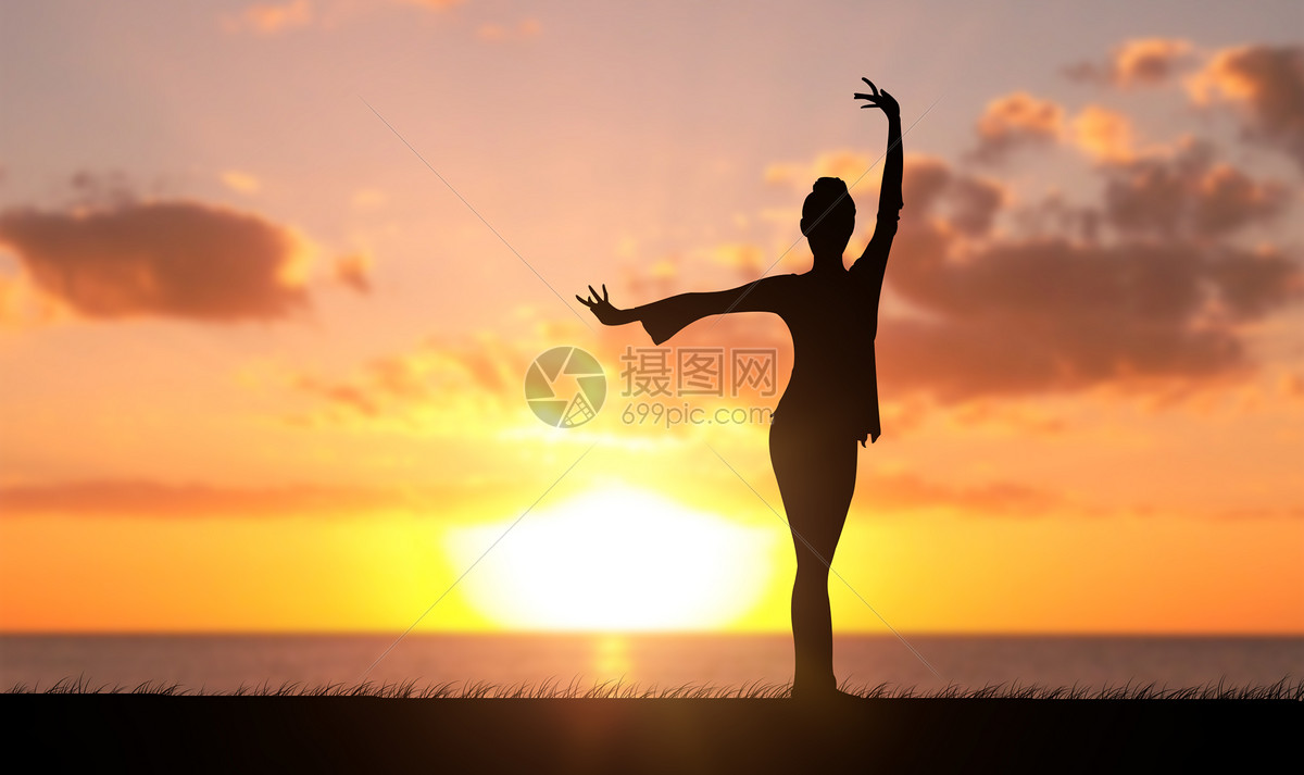 夕阳下跳舞