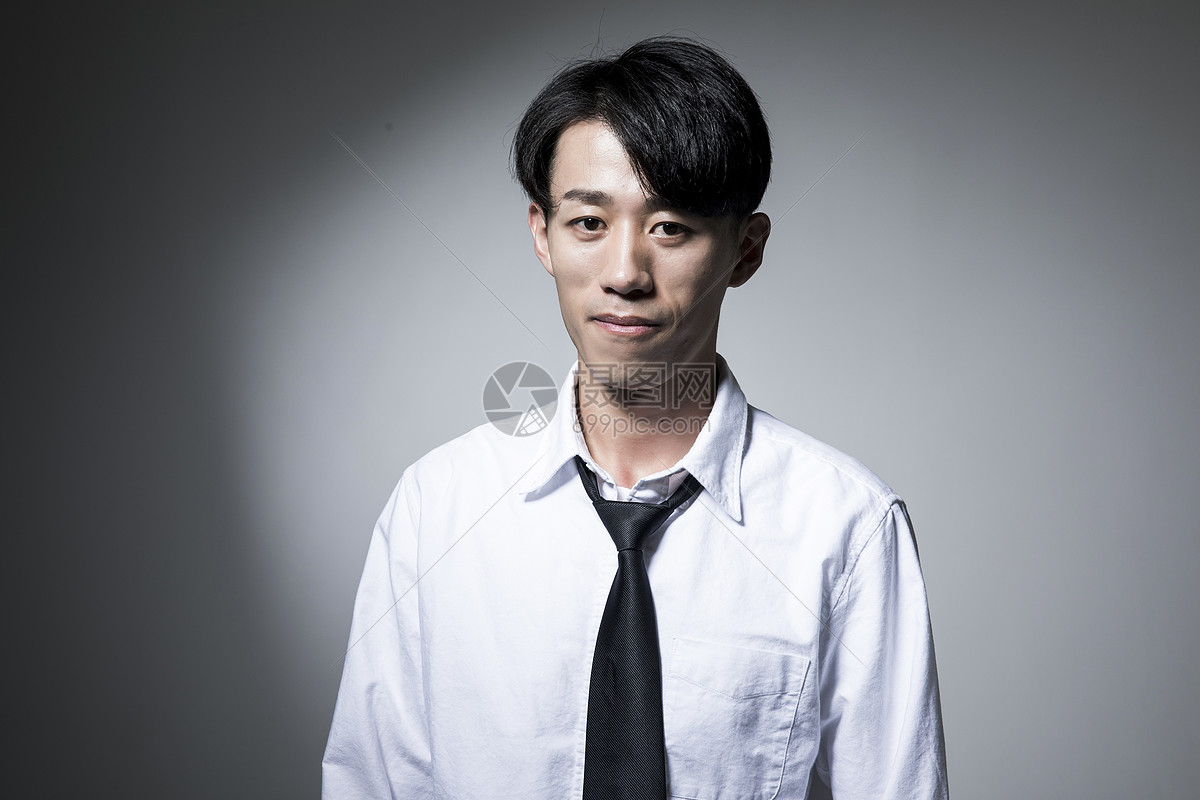 商务男性开心高兴