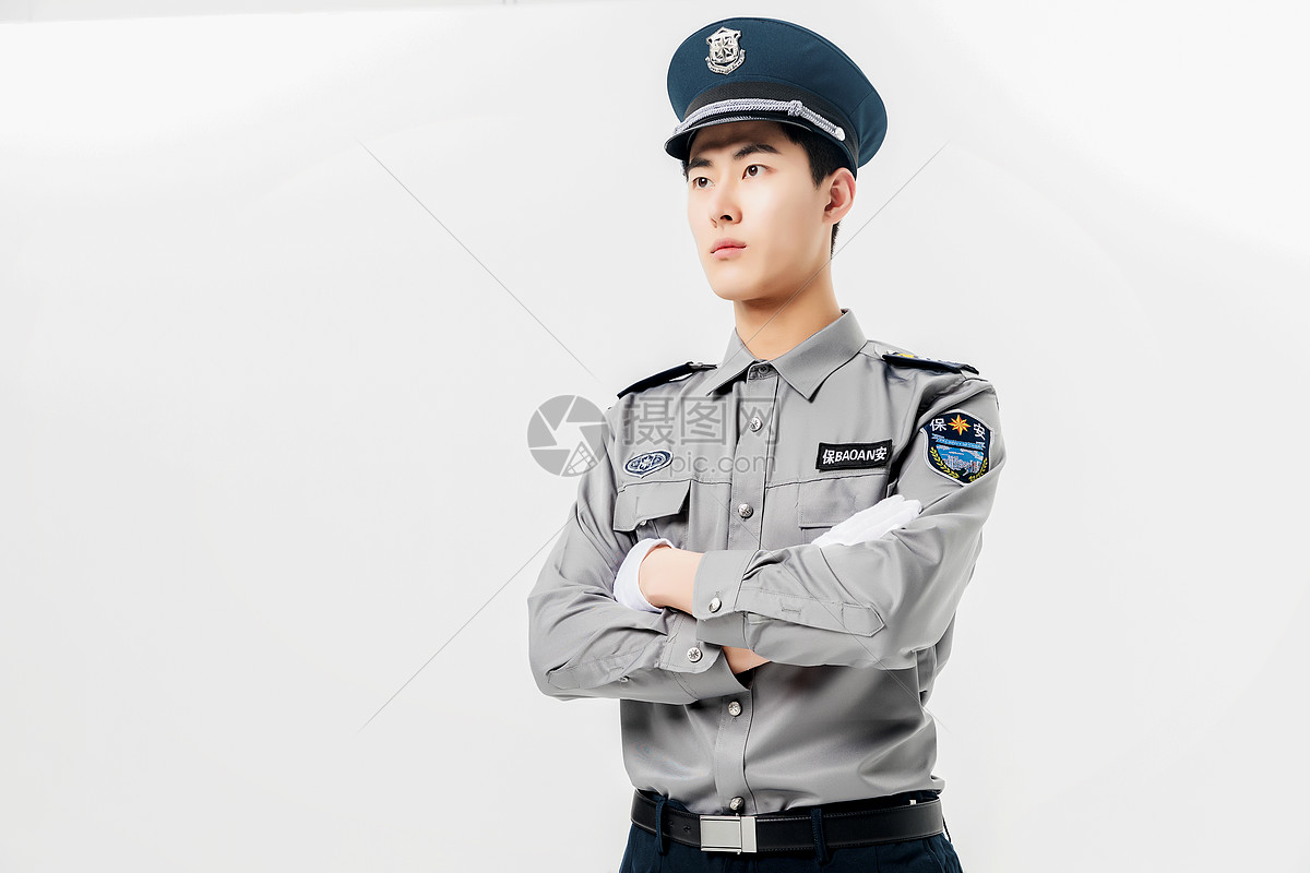 帅气的保安