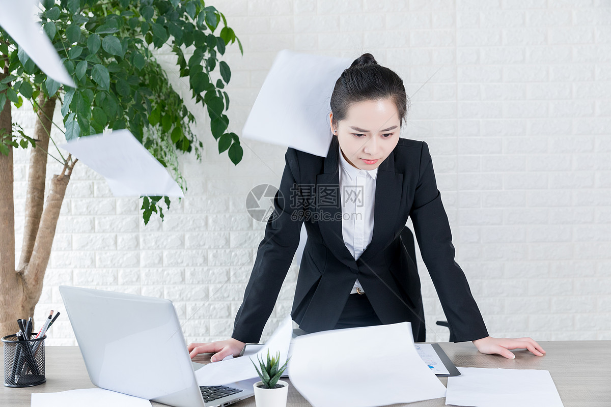 职场商务女性压力
