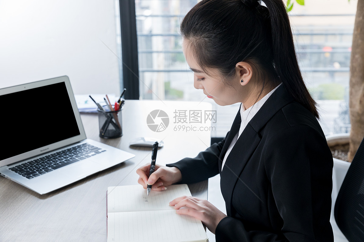 职场女性书写
