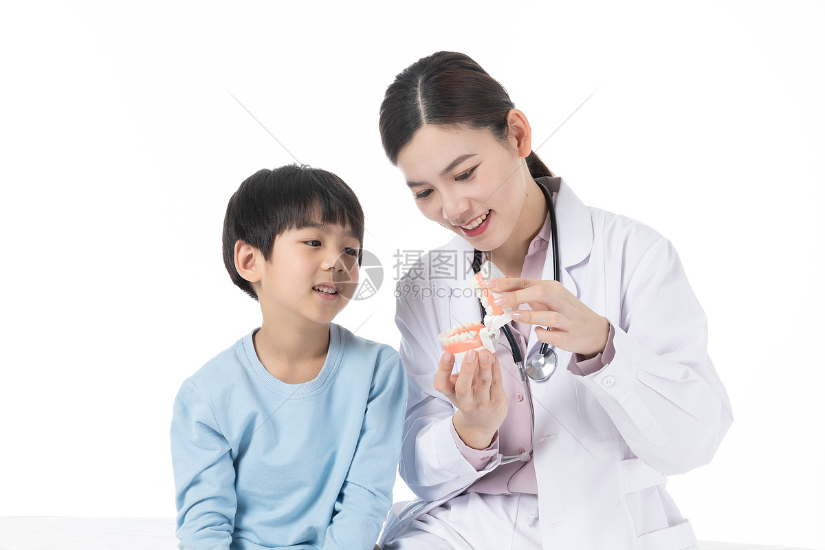 儿童体检口腔检查