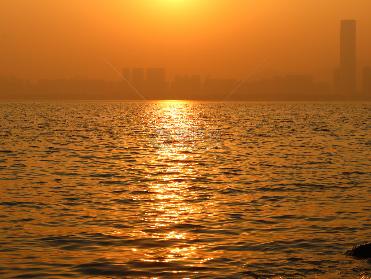 夕陽下的海邊城市圖片素材_免費下載_jpg圖片格式_vrf高清圖片