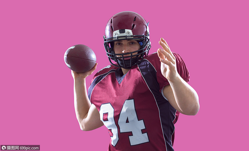 美国足球运动员投掷球个四分卫美国足球运动员扔球孤立五颜六色的背景