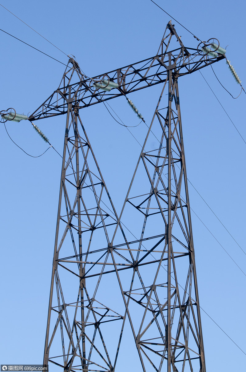 高压电力线蓝色桁架