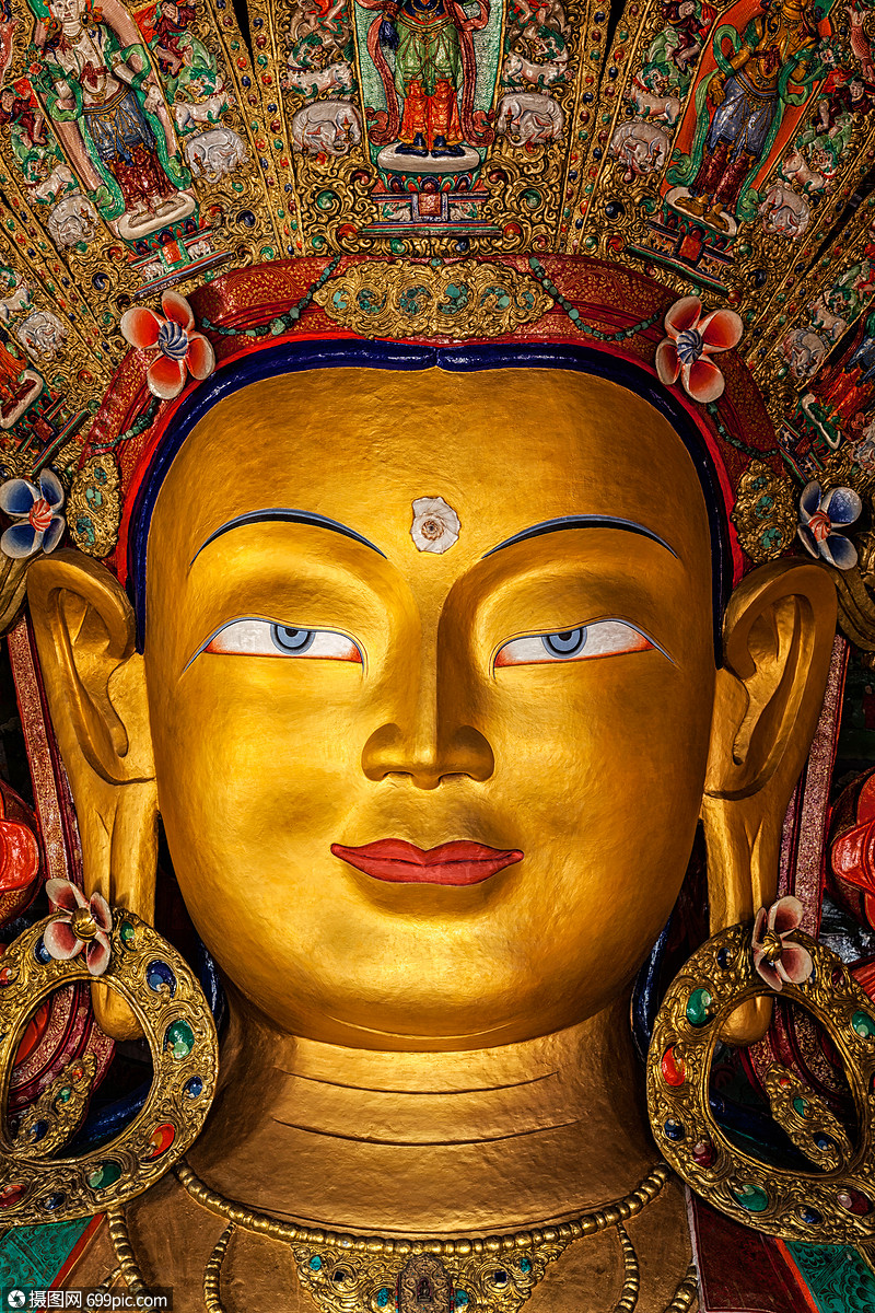 弥勒佛像脸靠近蒂克西贡帕拉达克,印度弥勒佛蒂克西贡帕