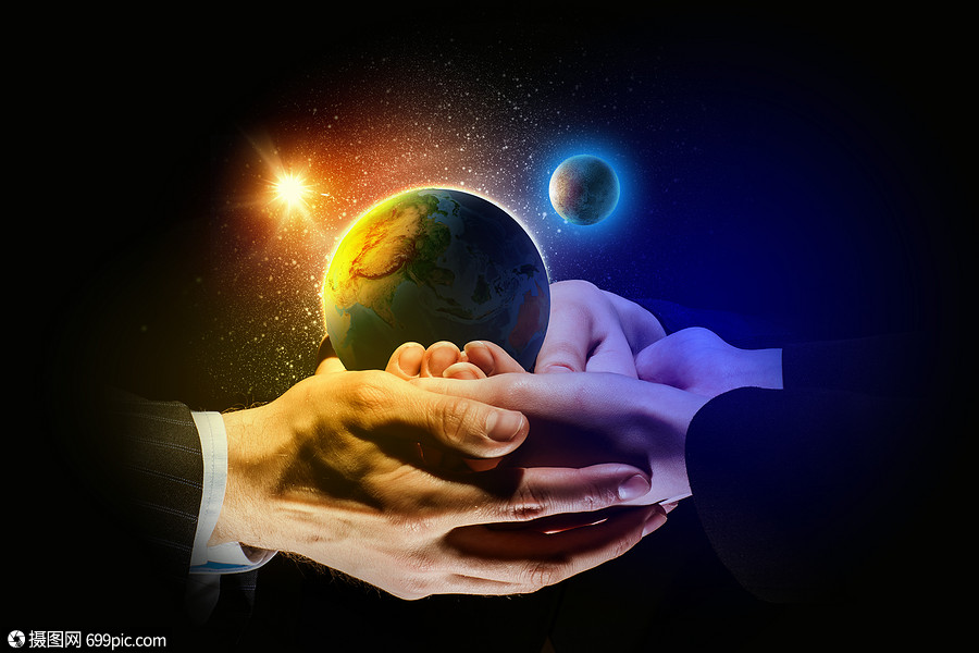 地球行星手特写人类双手握住地球刨床的图像生态