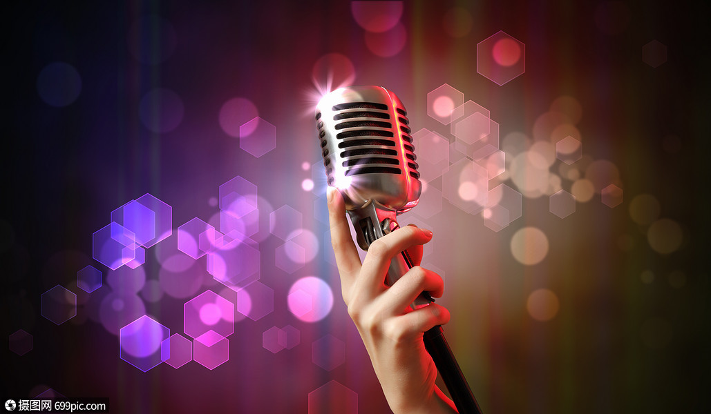 音频麦克风复古风格个复古麦克风五颜六色的背景与灯光复古的流行的