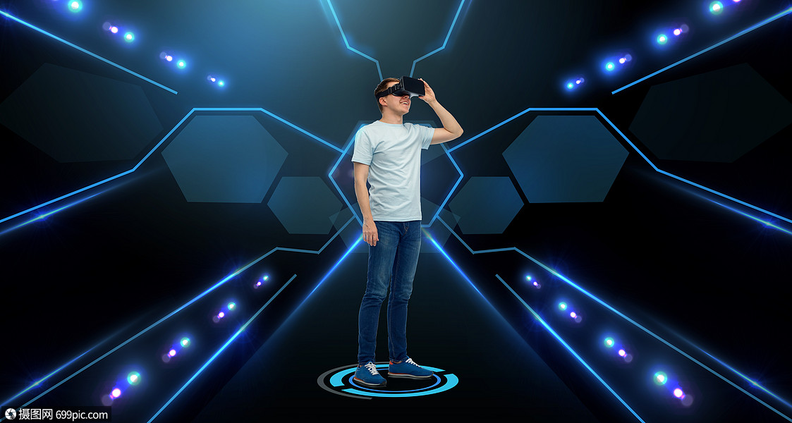 三维技术,虚拟现实,网络人的快乐的轻人与虚拟现实耳机3d眼镜黑色背景