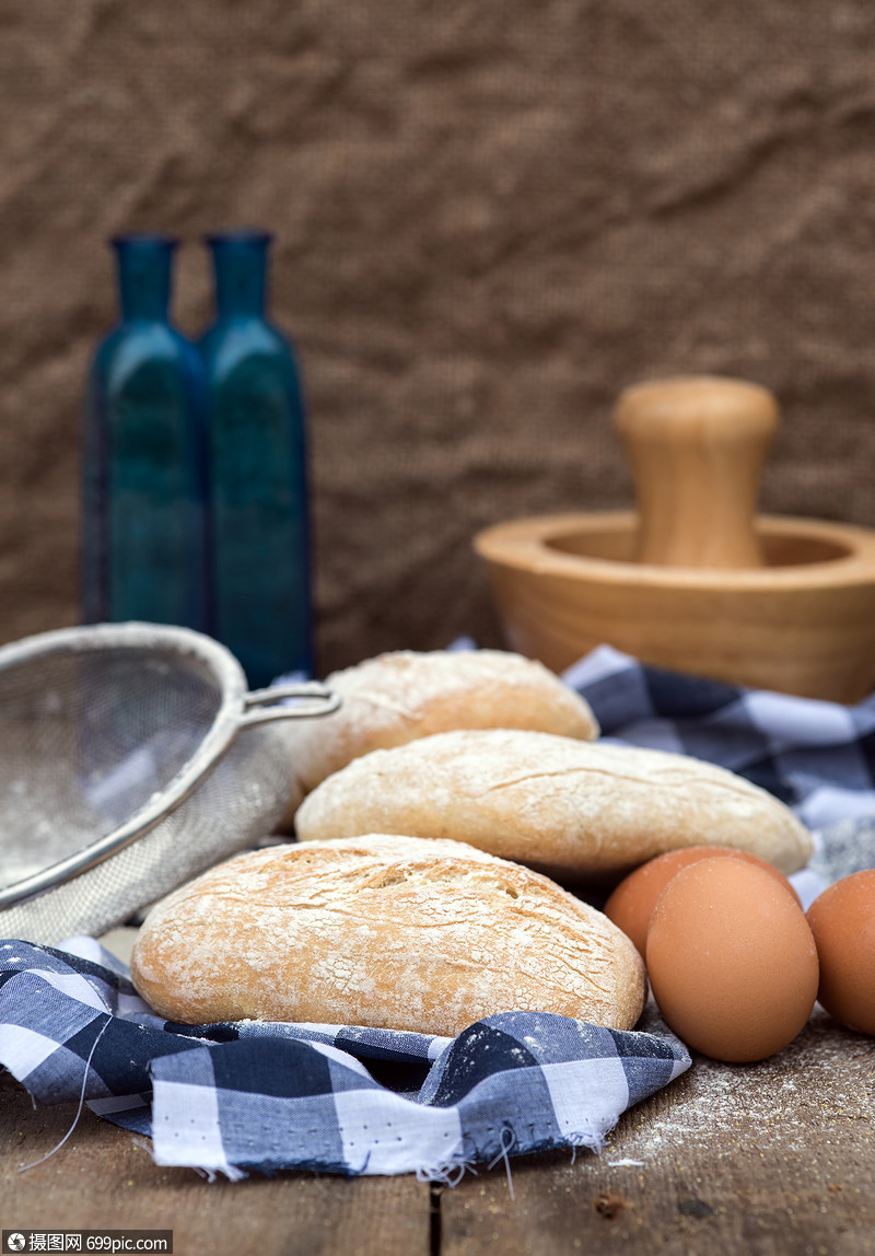 意大利帕尼尼卷乡村厨房与炊具粉木制的