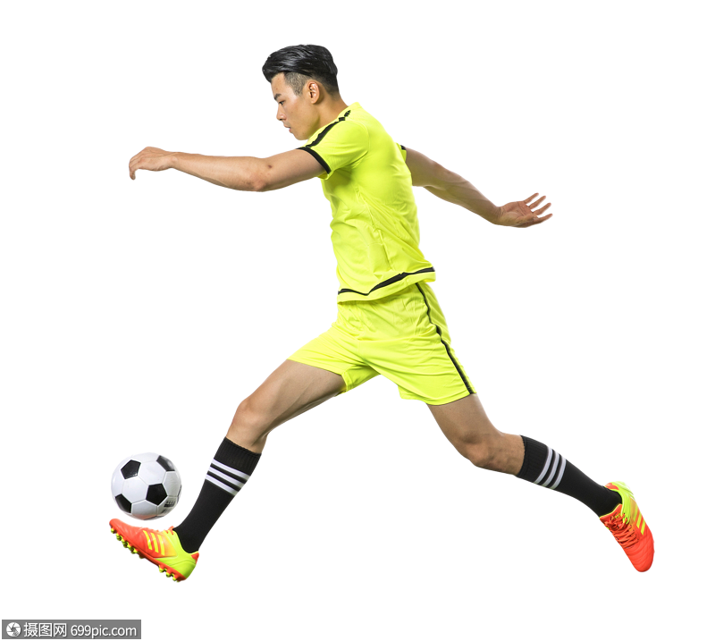 足球动作带球运动图片