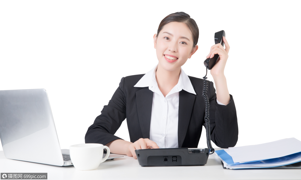 接电话的商务女性客服