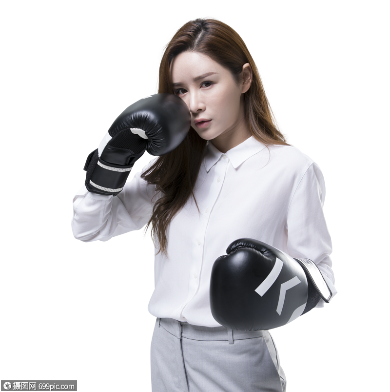 打拳击的白领美女